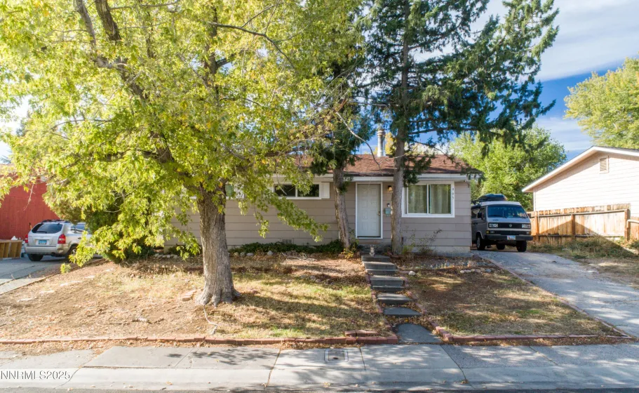 995 Beldon, Reno, Nevada 89503, 3 Bedrooms Bedrooms, ,1 BathroomBathrooms,Residential,Residential,Beldon,250057182
