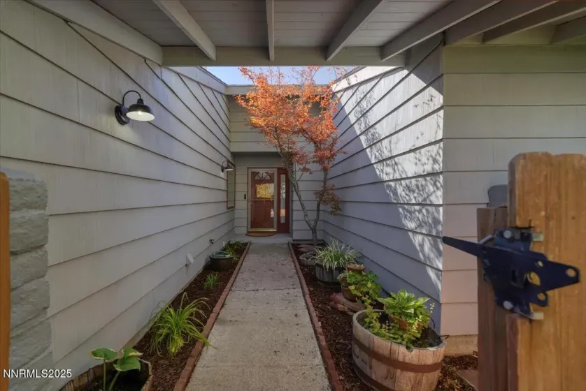 1835 Van Ness, Reno, Nevada 89503, 4 Bedrooms Bedrooms, ,2 BathroomsBathrooms,Residential,Residential,Van Ness,250057181