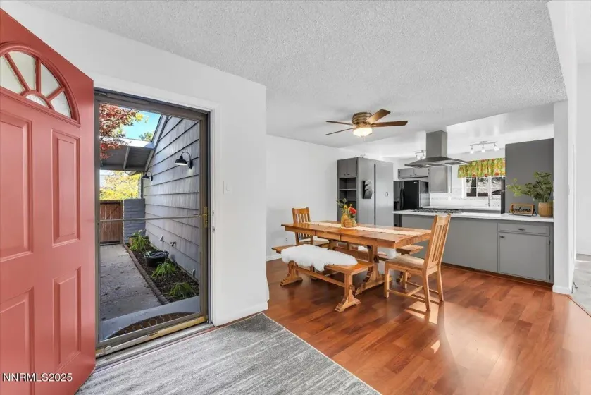 1835 Van Ness, Reno, Nevada 89503, 4 Bedrooms Bedrooms, ,2 BathroomsBathrooms,Residential,Residential,Van Ness,250057181