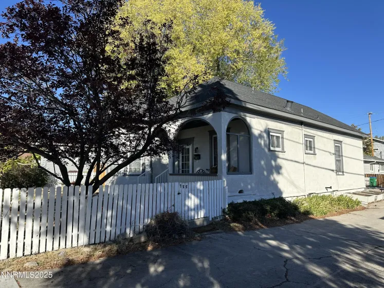 755 Walker, Reno, Nevada 89509, 2 Bedrooms Bedrooms, ,2 BathroomsBathrooms,Residential,Residential,Walker,250057209