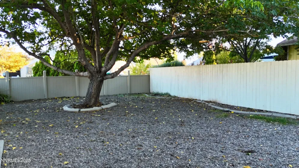 6667 April, Sparks, Nevada 89436, 3 Bedrooms Bedrooms, ,2 BathroomsBathrooms,Residential,Residential,April,250057198