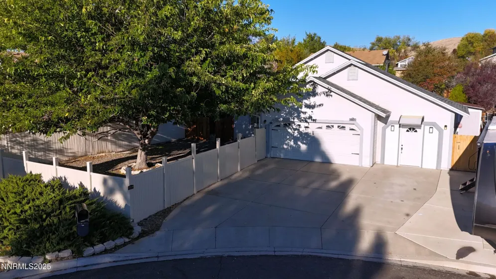 6667 April, Sparks, Nevada 89436, 3 Bedrooms Bedrooms, ,2 BathroomsBathrooms,Residential,Residential,April,250057198