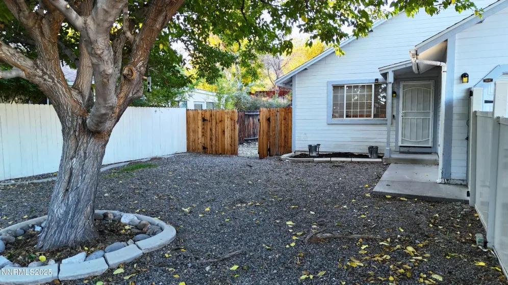 6667 April, Sparks, Nevada 89436, 3 Bedrooms Bedrooms, ,2 BathroomsBathrooms,Residential,Residential,April,250057198