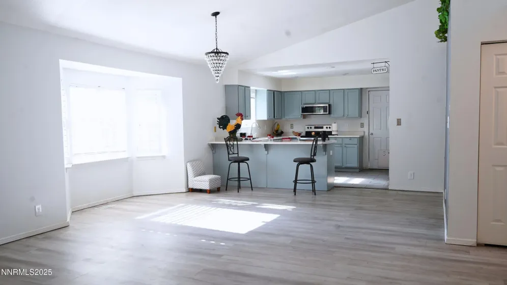 6667 April, Sparks, Nevada 89436, 3 Bedrooms Bedrooms, ,2 BathroomsBathrooms,Residential,Residential,April,250057198