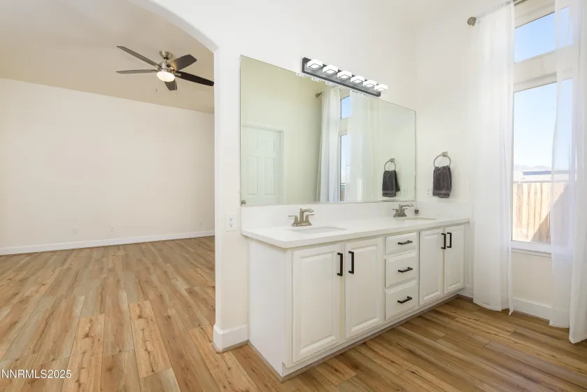 608 Westwinds, Dayton, Nevada 89403, 3 Bedrooms Bedrooms, ,2 BathroomsBathrooms,Residential,Residential,Westwinds,250057205