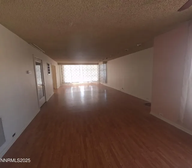 574 D, Hawthorne, Nevada 89415, 5 Bedrooms Bedrooms, ,2 BathroomsBathrooms,Residential,Residential,D,250057212