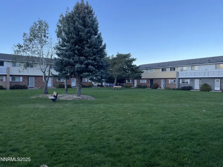 618 Smithridge, Reno, Nevada 89502, 3 Bedrooms Bedrooms, ,2 BathroomsBathrooms,Residential,Residential,Smithridge,250057199