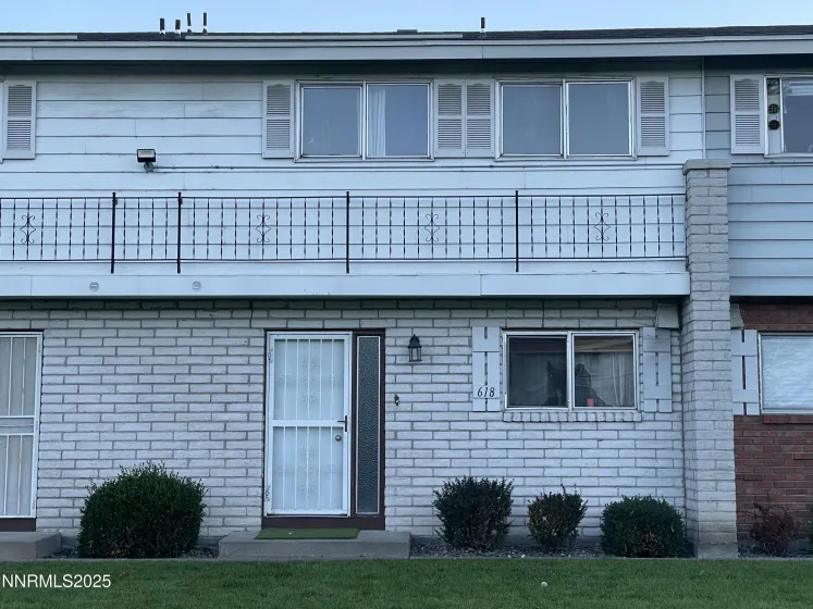 618 Smithridge, Reno, Nevada 89502, 3 Bedrooms Bedrooms, ,2 BathroomsBathrooms,Residential,Residential,Smithridge,250057199
