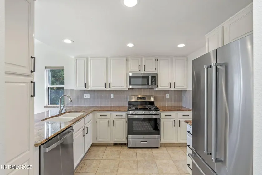 949 Wheatland, Reno, Nevada 89511, 3 Bedrooms Bedrooms, ,2 BathroomsBathrooms,Residential,Residential,Wheatland,250057187
