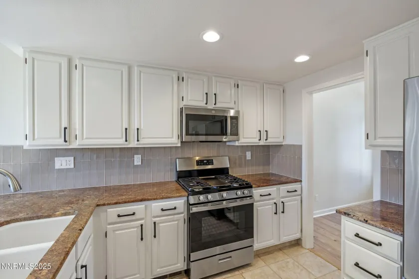 949 Wheatland, Reno, Nevada 89511, 3 Bedrooms Bedrooms, ,2 BathroomsBathrooms,Residential,Residential,Wheatland,250057187