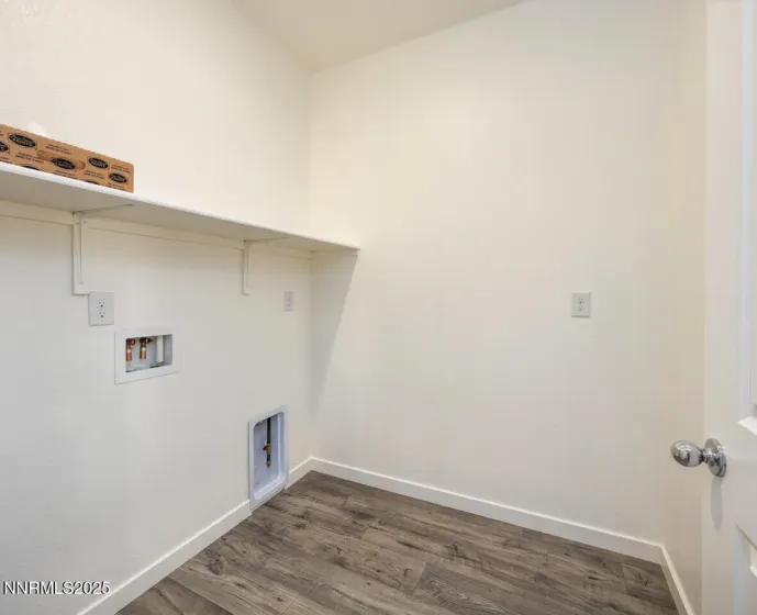 775 Karry, Fallon, Nevada 89406, 3 Bedrooms Bedrooms, ,2 BathroomsBathrooms,Residential,Residential,Karry,250057215