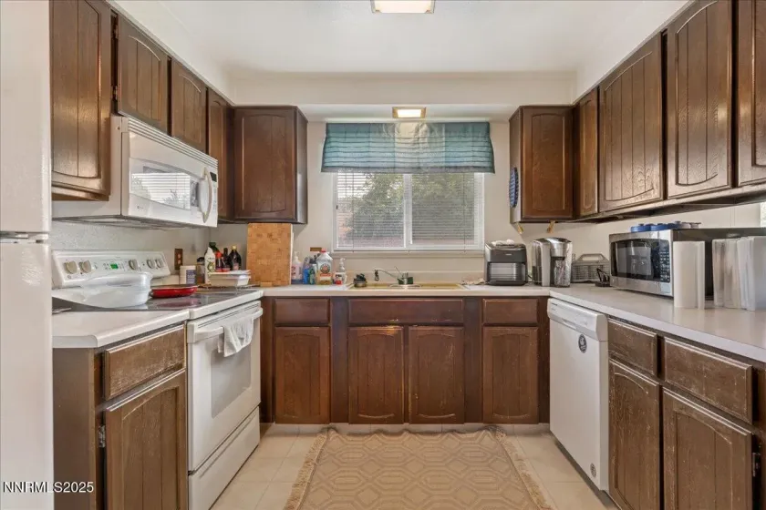 3309 Hickory, Carson City, Nevada 89701, 3 Bedrooms Bedrooms, ,2 BathroomsBathrooms,Residential,Residential,Hickory,250055351