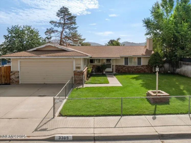 3309 Hickory, Carson City, Nevada 89701, 3 Bedrooms Bedrooms, ,2 BathroomsBathrooms,Residential,Residential,Hickory,250055351