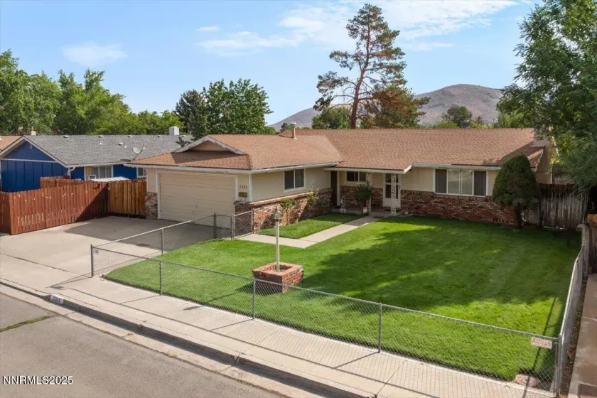 3309 Hickory, Carson City, Nevada 89701, 3 Bedrooms Bedrooms, ,2 BathroomsBathrooms,Residential,Residential,Hickory,250055351