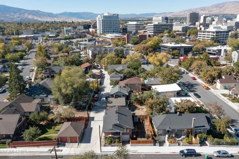 423 Wheeler, Reno, Nevada 89502, 2 Bedrooms Bedrooms, ,1 BathroomBathrooms,Residential,Residential,Wheeler,250057218