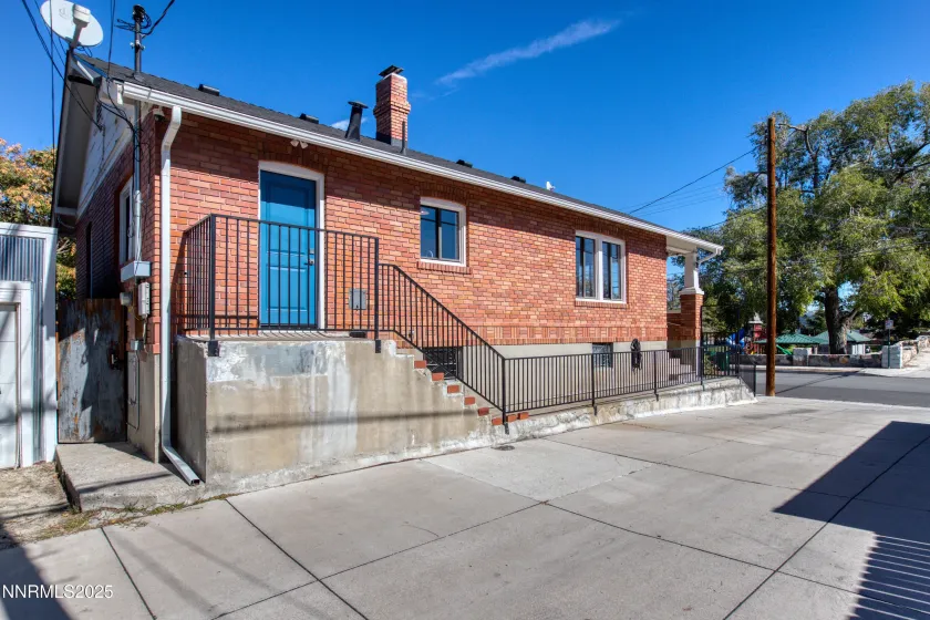 423 Wheeler, Reno, Nevada 89502, 2 Bedrooms Bedrooms, ,1 BathroomBathrooms,Residential,Residential,Wheeler,250057218