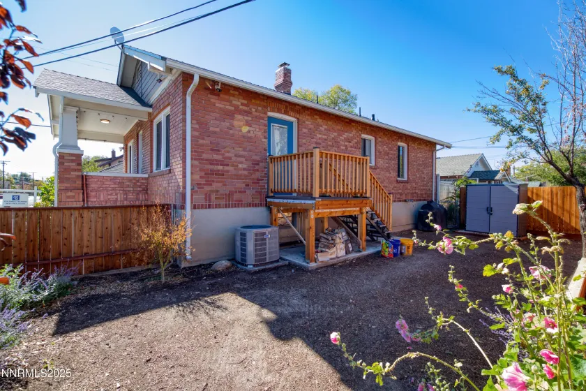 423 Wheeler, Reno, Nevada 89502, 2 Bedrooms Bedrooms, ,1 BathroomBathrooms,Residential,Residential,Wheeler,250057218