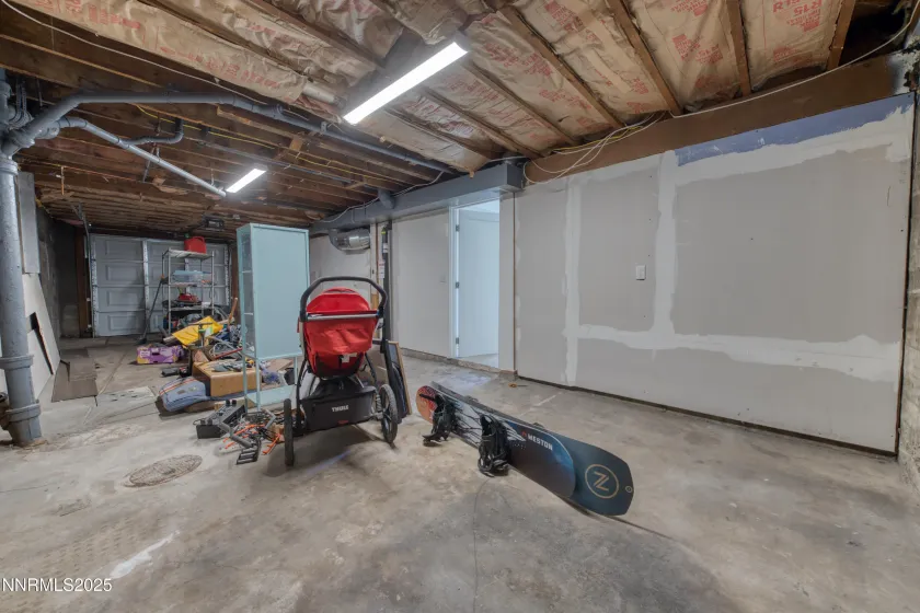 423 Wheeler, Reno, Nevada 89502, 2 Bedrooms Bedrooms, ,1 BathroomBathrooms,Residential,Residential,Wheeler,250057218