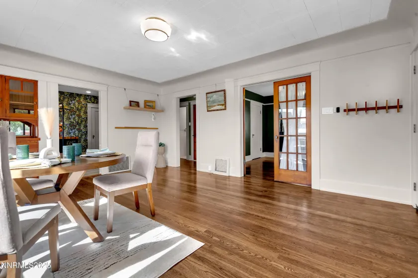 423 Wheeler, Reno, Nevada 89502, 2 Bedrooms Bedrooms, ,1 BathroomBathrooms,Residential,Residential,Wheeler,250057218