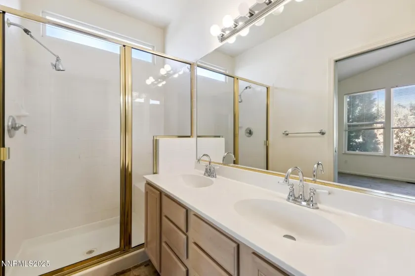 709 Caughlin, Reno, Nevada 89519, 3 Bedrooms Bedrooms, ,3 BathroomsBathrooms,Residential,Residential,Caughlin,250057220