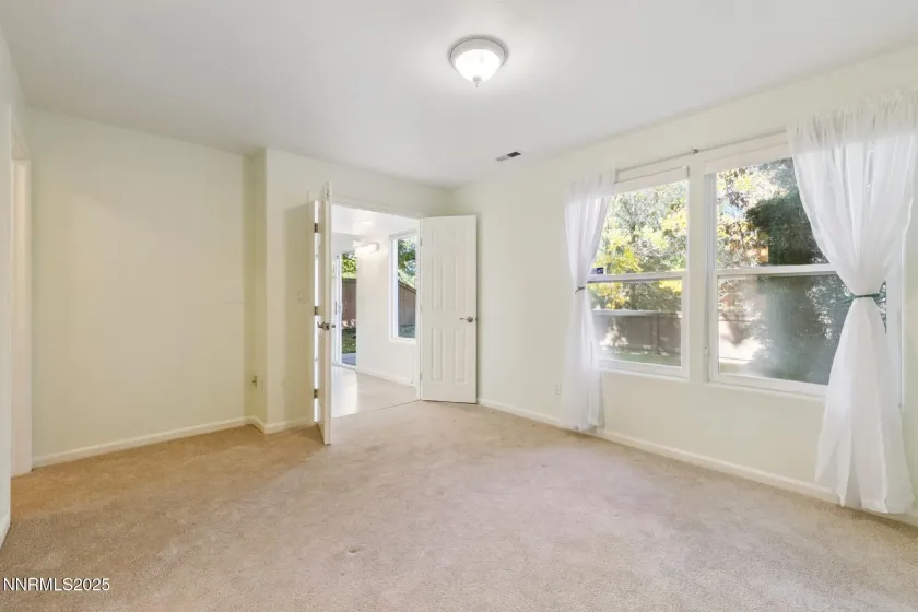 709 Caughlin, Reno, Nevada 89519, 3 Bedrooms Bedrooms, ,3 BathroomsBathrooms,Residential,Residential,Caughlin,250057220