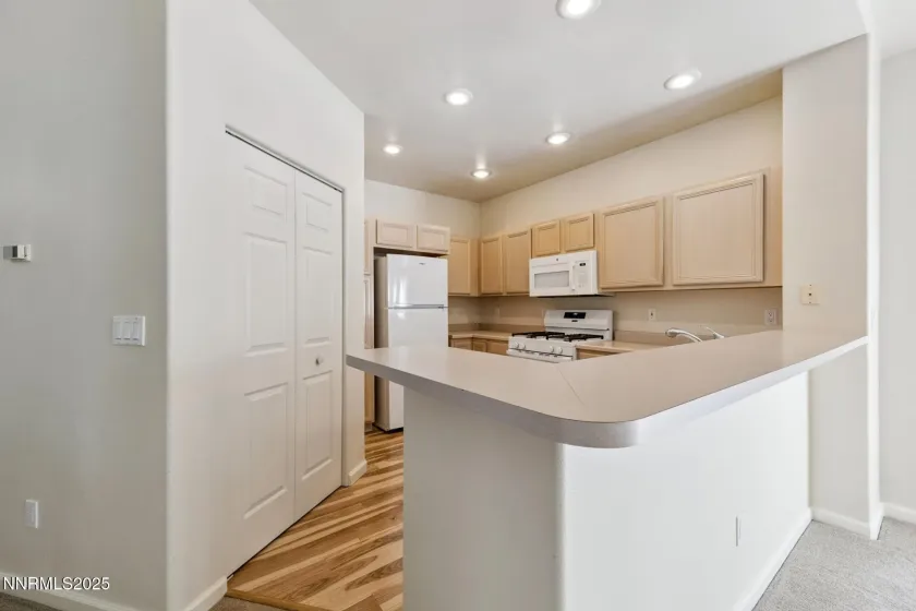 709 Caughlin, Reno, Nevada 89519, 3 Bedrooms Bedrooms, ,3 BathroomsBathrooms,Residential,Residential,Caughlin,250057220