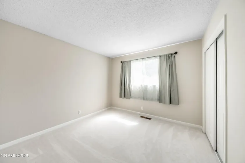 465 Lenwood Drive, Sparks, Nevada 89431, 3 Bedrooms Bedrooms, ,2 BathroomsBathrooms,Residential,Residential,Lenwood Drive,250054224