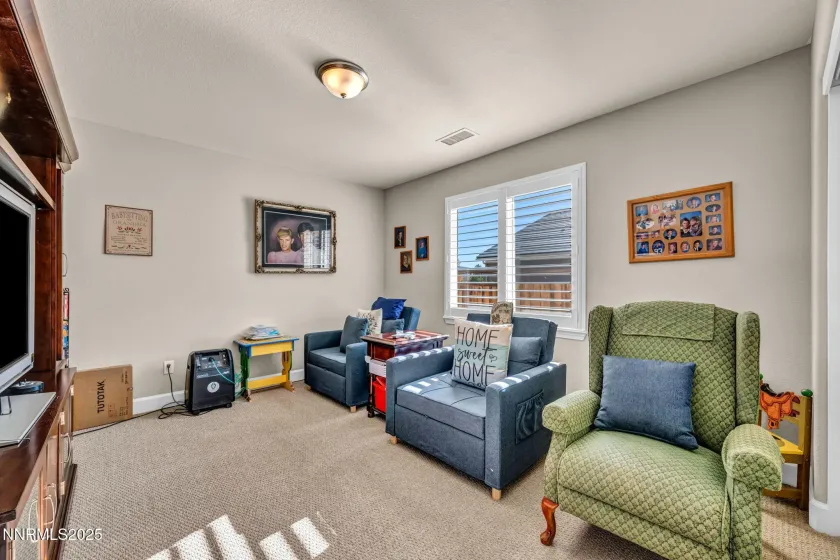 7262 Lacerta, Sparks, Nevada 89436, 4 Bedrooms Bedrooms, ,3 BathroomsBathrooms,Residential,Residential,Lacerta,250057224