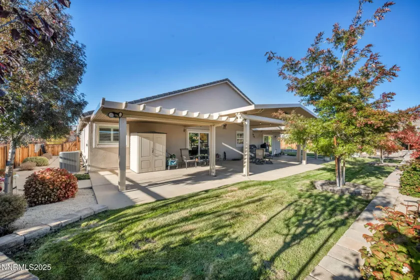 7262 Lacerta, Sparks, Nevada 89436, 4 Bedrooms Bedrooms, ,3 BathroomsBathrooms,Residential,Residential,Lacerta,250057224