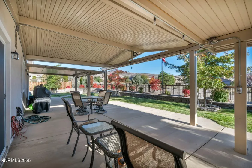 7262 Lacerta, Sparks, Nevada 89436, 4 Bedrooms Bedrooms, ,3 BathroomsBathrooms,Residential,Residential,Lacerta,250057224