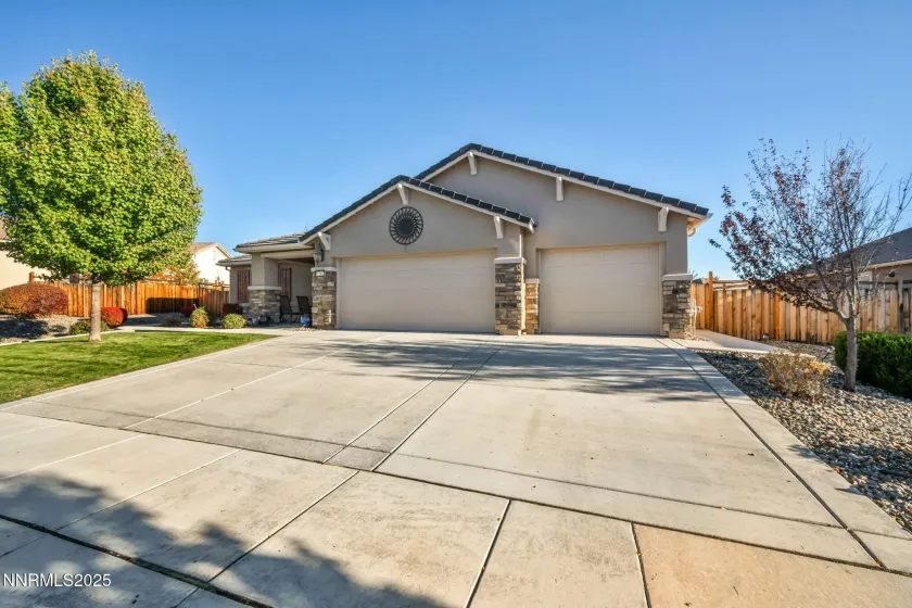 7262 Lacerta, Sparks, Nevada 89436, 4 Bedrooms Bedrooms, ,3 BathroomsBathrooms,Residential,Residential,Lacerta,250057224