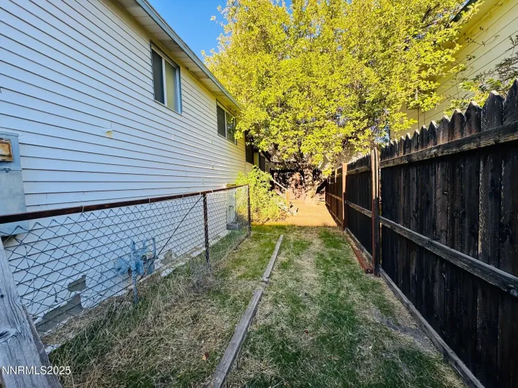 539 Bridge, Winnemucca, Nevada 89445, 2 Bedrooms Bedrooms, ,2 BathroomsBathrooms,Residential,Residential,Bridge,250057228