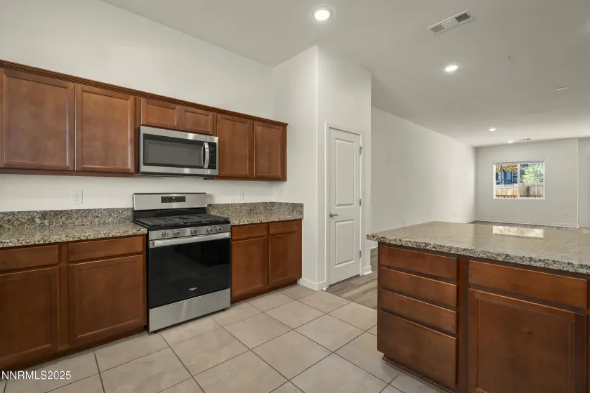 5013 Cavestone, Sun Valley, Nevada 89433, 3 Bedrooms Bedrooms, ,3 BathroomsBathrooms,Residential,Residential,Cavestone,250057230