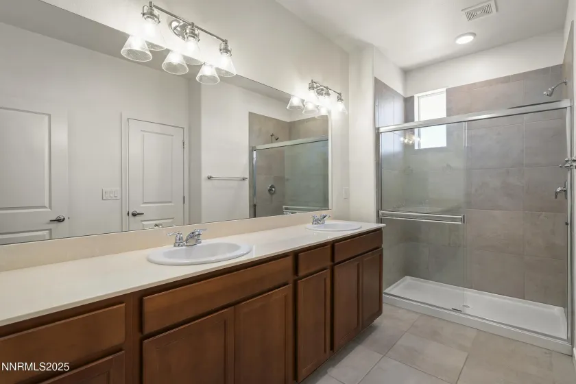 5013 Cavestone, Sun Valley, Nevada 89433, 3 Bedrooms Bedrooms, ,3 BathroomsBathrooms,Residential,Residential,Cavestone,250057230
