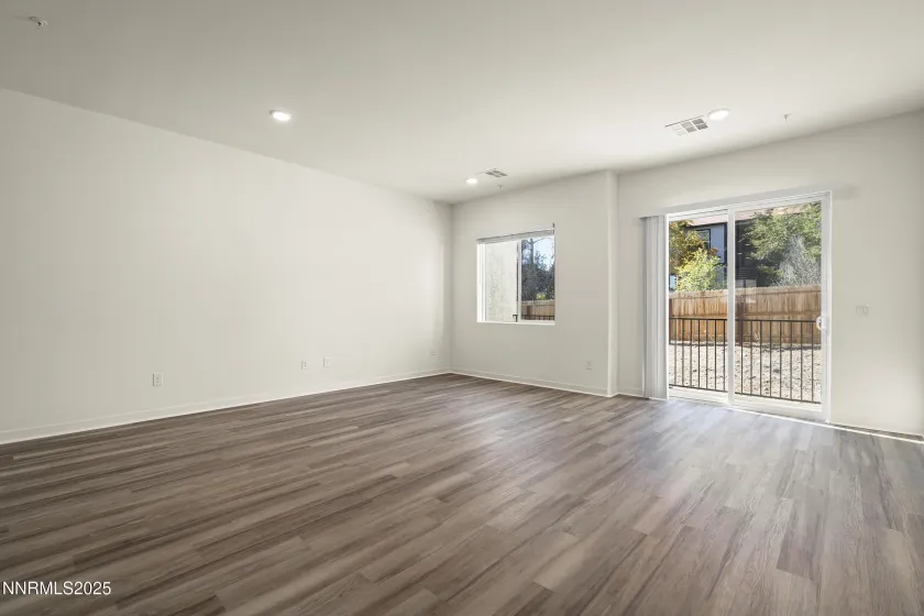 5013 Cavestone, Sun Valley, Nevada 89433, 3 Bedrooms Bedrooms, ,3 BathroomsBathrooms,Residential,Residential,Cavestone,250057230