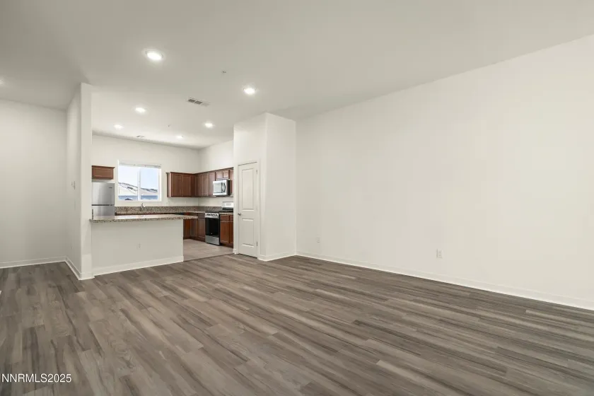 5013 Cavestone, Sun Valley, Nevada 89433, 3 Bedrooms Bedrooms, ,3 BathroomsBathrooms,Residential,Residential,Cavestone,250057230