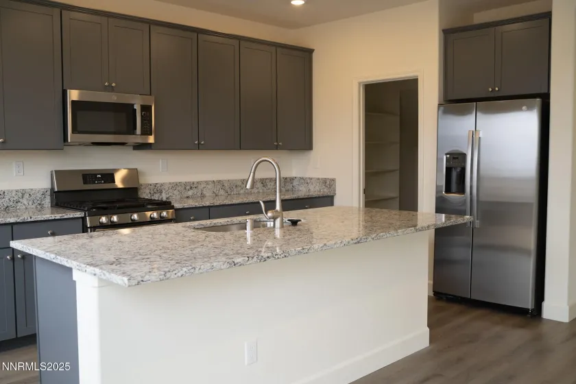 1752 Eagle Landing, Sparks, Nevada 89436, 3 Bedrooms Bedrooms, ,3 BathroomsBathrooms,Residential Lease,Manufactured,Eagle Landing,250057241