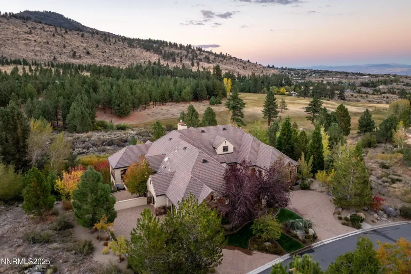 5775 Lausanne, Reno, Nevada 89511, 4 Bedrooms Bedrooms, ,6 BathroomsBathrooms,Residential,Residential,Lausanne,250057258