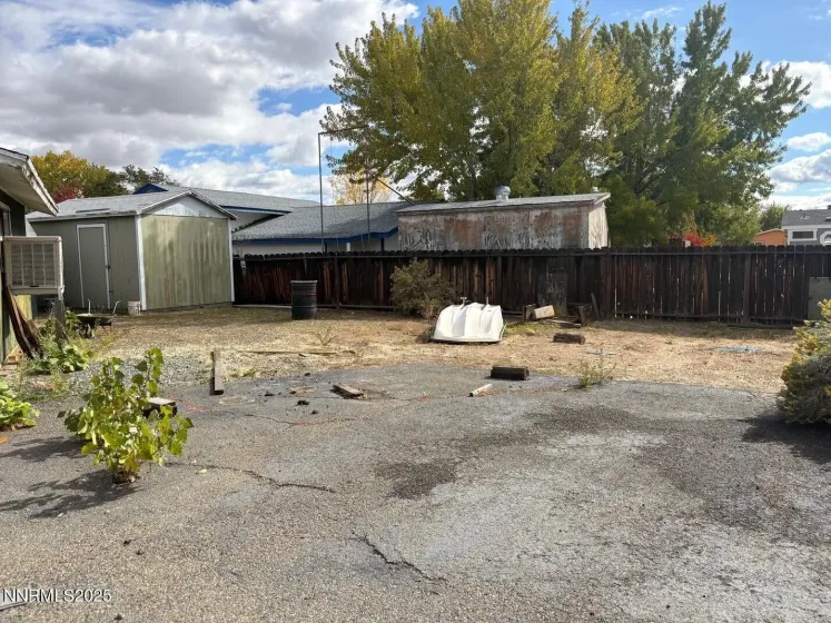 929 Loyola, Carson City, Nevada 89705, 3 Bedrooms Bedrooms, ,2 BathroomsBathrooms,Residential,Residential,Loyola,250057259