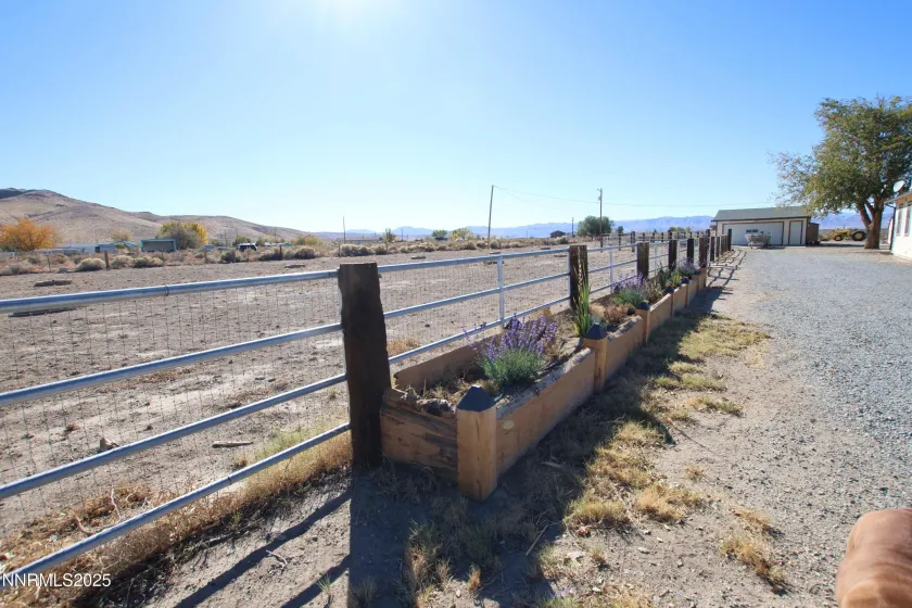 15 Brown, Yerington, Nevada 89447, 2 Bedrooms Bedrooms, ,2 BathroomsBathrooms,Residential,Residential,Brown,250057261