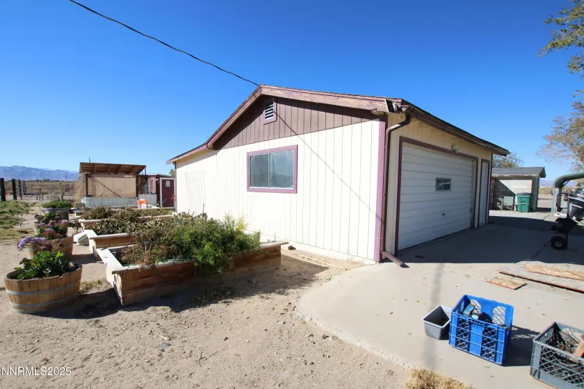 15 Brown, Yerington, Nevada 89447, 2 Bedrooms Bedrooms, ,2 BathroomsBathrooms,Residential,Residential,Brown,250057261
