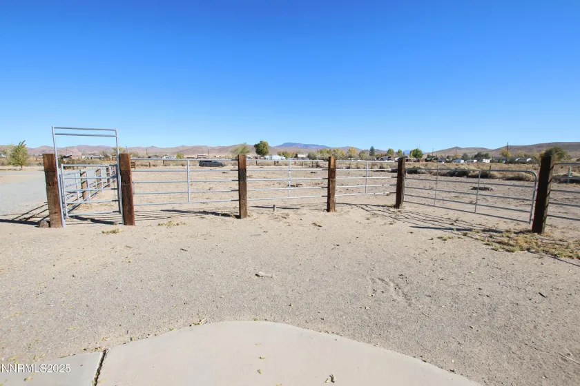15 Brown, Yerington, Nevada 89447, 2 Bedrooms Bedrooms, ,2 BathroomsBathrooms,Residential,Residential,Brown,250057261