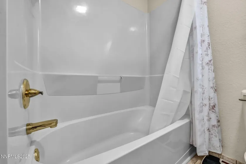 1970 Hamilton, Carson City, Nevada 89706, 3 Bedrooms Bedrooms, ,2 BathroomsBathrooms,Residential,Residential,Hamilton,250057262