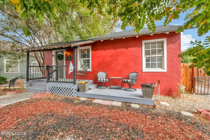 240 Center, Yerington, Nevada 89447, 2 Bedrooms Bedrooms, ,1 BathroomBathrooms,Residential,Residential,Center,250057266