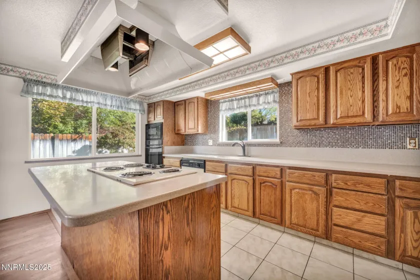 3370 Shawnee, Reno, Nevada 89502, 4 Bedrooms Bedrooms, ,3 BathroomsBathrooms,Residential,Residential,Shawnee,250057267
