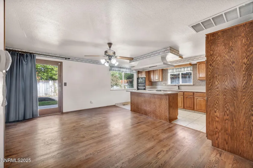 3370 Shawnee, Reno, Nevada 89502, 4 Bedrooms Bedrooms, ,3 BathroomsBathrooms,Residential,Residential,Shawnee,250057267