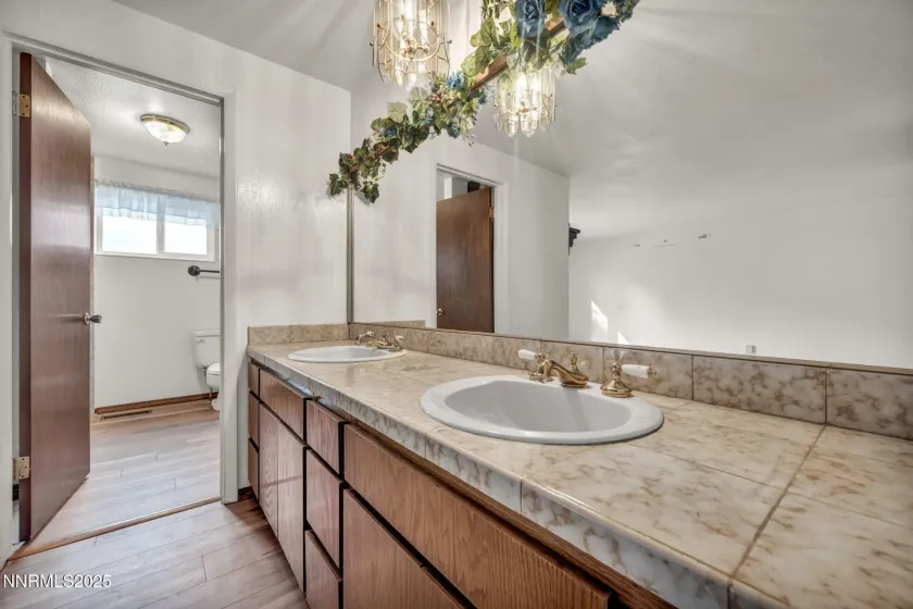 3370 Shawnee, Reno, Nevada 89502, 4 Bedrooms Bedrooms, ,3 BathroomsBathrooms,Residential,Residential,Shawnee,250057267