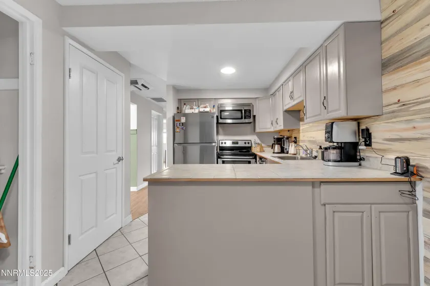 1422 Del Rosa, Sparks, Nevada 89434, 2 Bedrooms Bedrooms, ,2 BathroomsBathrooms,Residential,Residential,Del Rosa,250057269