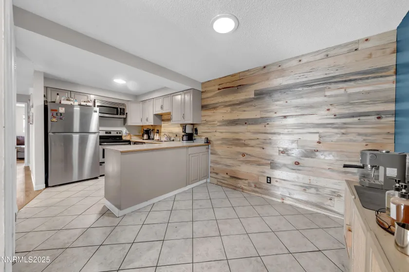 1422 Del Rosa, Sparks, Nevada 89434, 2 Bedrooms Bedrooms, ,2 BathroomsBathrooms,Residential,Residential,Del Rosa,250057269