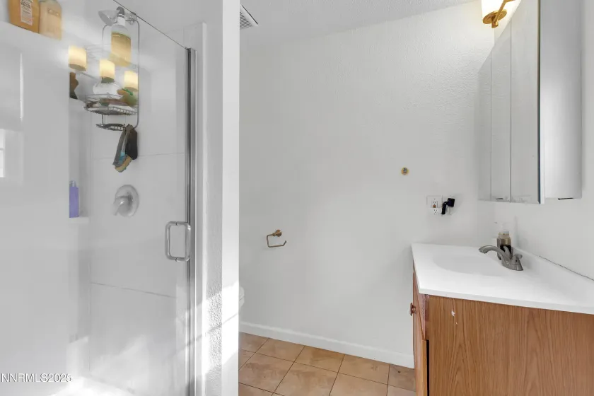 1422 Del Rosa, Sparks, Nevada 89434, 2 Bedrooms Bedrooms, ,2 BathroomsBathrooms,Residential,Residential,Del Rosa,250057269
